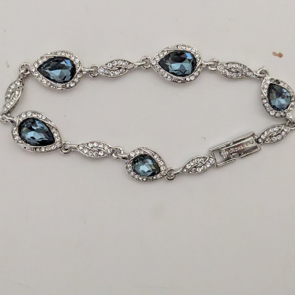 Givenchy Statement Runway Bracelet W Bold Blue And Clear Sparkling Stones 32$